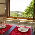In Toscana * Monticchiello