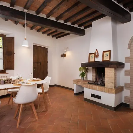 In Toscana * מונטיקיילו